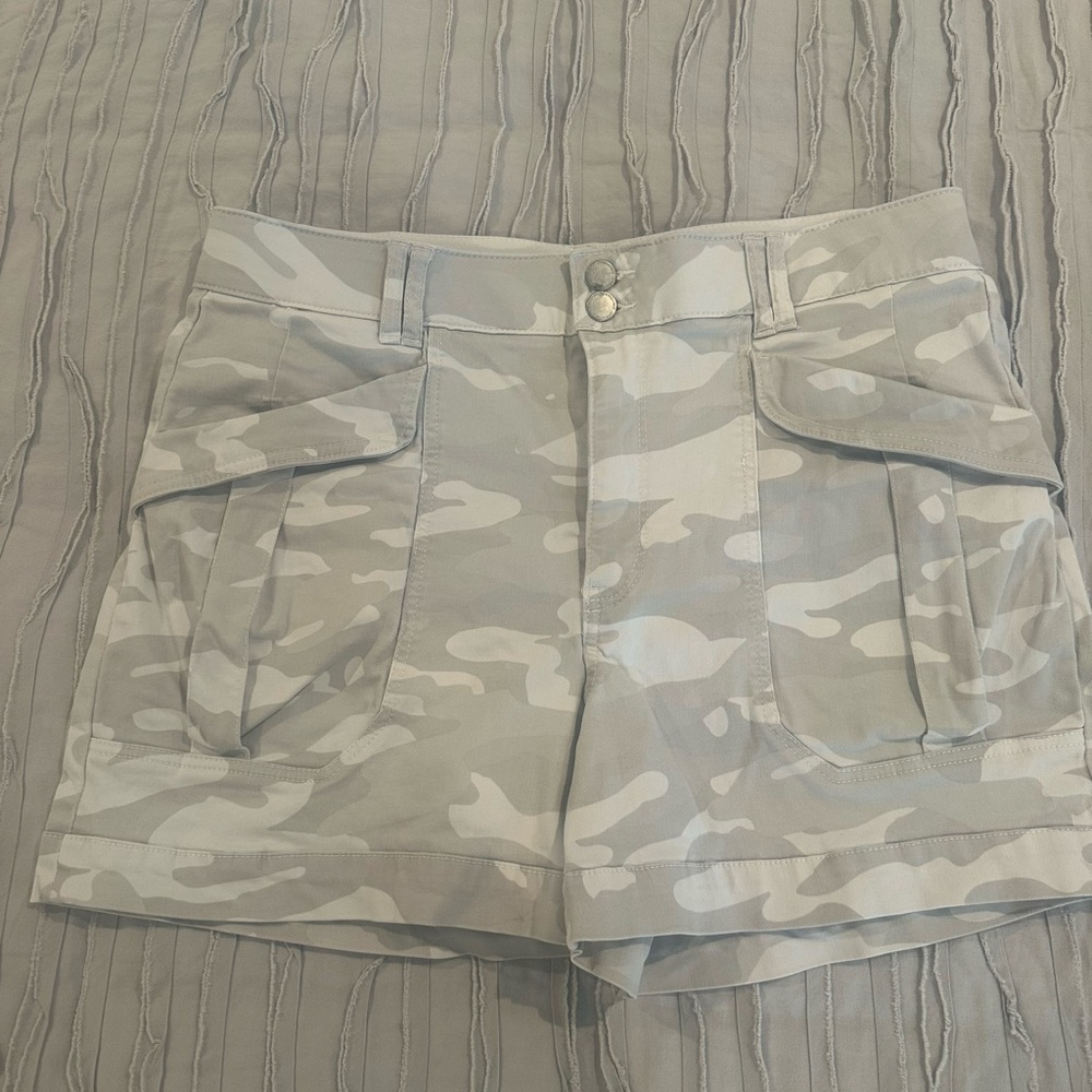 Democracy Gray Cargo Shorts Fashionable Cargos Size 12
